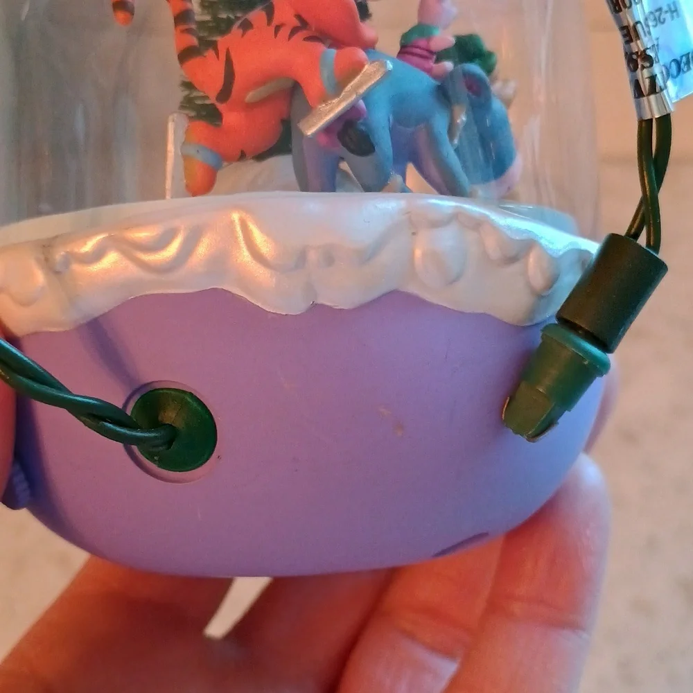 1996 Hallmark Keepsake Magic Disney Ornament 